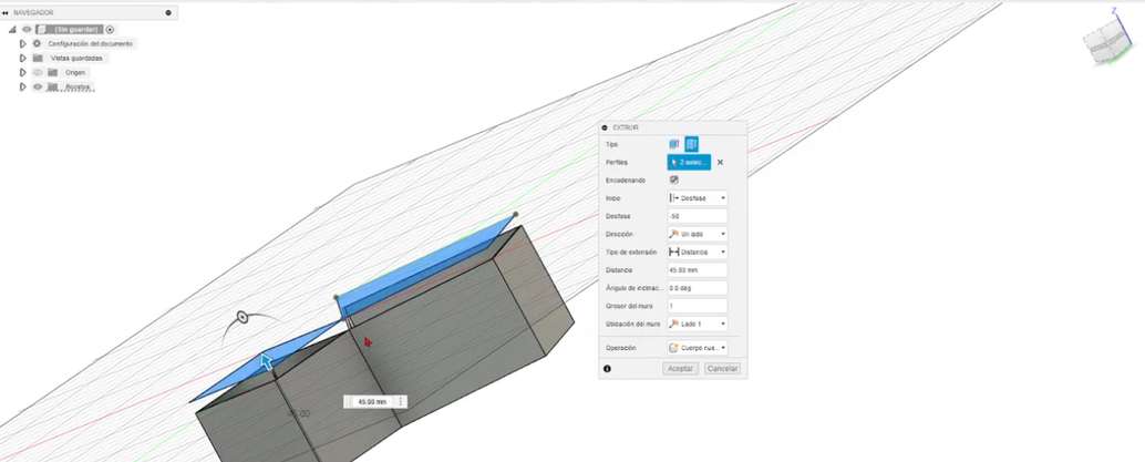 Interfaz de Autodesk Fusion 360 durante el ajuste de una extrusión sobre un modelo tridimensional